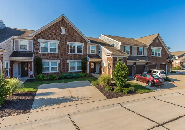 Photo 1 of Condo for sale at 796 Yorkshire Dr, Alexandria, KY 41001 | MLS# 646306 | Listing updated on 2026-09-13