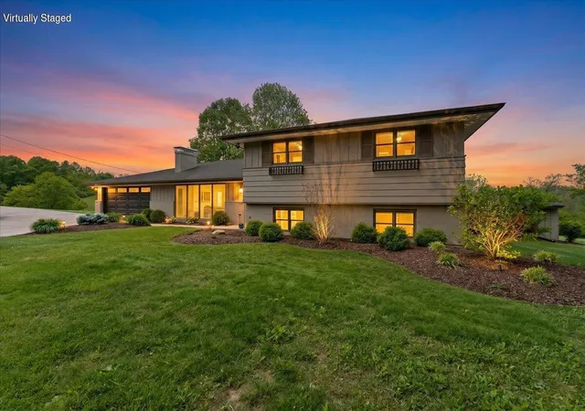 Photo 1 of Sale Pending at 762 W Miller Rd, Alexandria, KY 41001 | MLS# 646377 | Listing updated on 2026-09-07