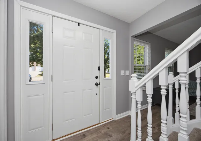 Photo 3 of Sale Pending at 1227 Farmcrest Dr, Union, KY 41091 | MLS# 646352 | Listing updated on 2026-09-08