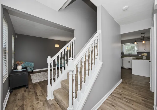 Photo 4 of Sale Pending at 1227 Farmcrest Dr, Union, KY 41091 | MLS# 646352 | Listing updated on 2026-09-08