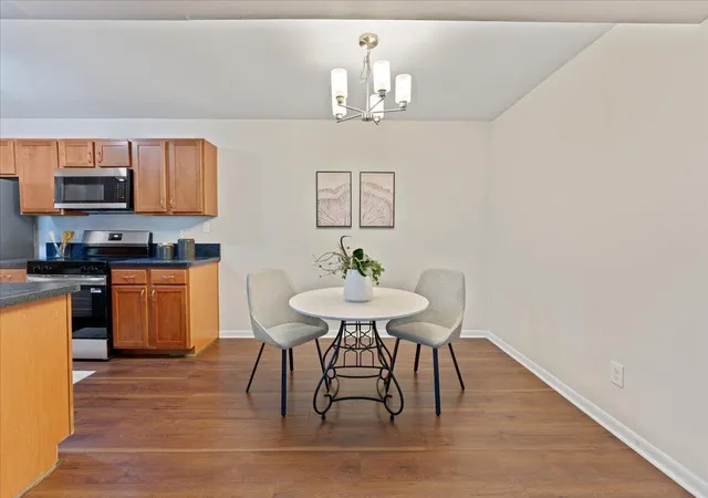 Listing Photo 4 - Condo for sale in building located at 580 Cloverfield Ln, Fort Wright, KY 41011 - Unit #101