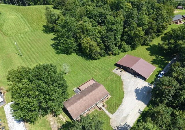 Photo 2 of Single family home for sale at 5454 Botts Ln, Petersburg, KY 41080 | MLS# 646323 | Listing updated on 2026-09-28