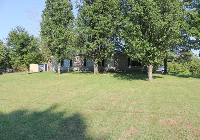 Photo 1 of Single family home for sale at 590 Agee Rd, Owenton, KY 40359 | MLS# 646325 | Listing updated on 2026-09-16