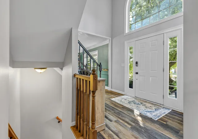 Photo 3 of Sale Pending at 873 Havenwood Ct, Crescent Springs, KY 41017 | MLS# 646317 | Listing updated on 2026-09-17