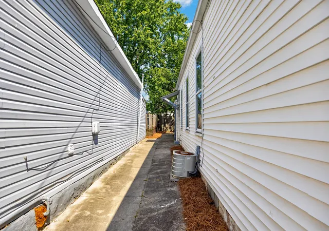 Photo 28 of Single family home for sale at 12 Catalpa St, Covington, KY 41014 | MLS# 646388 | Listing updated on 2026-09-14