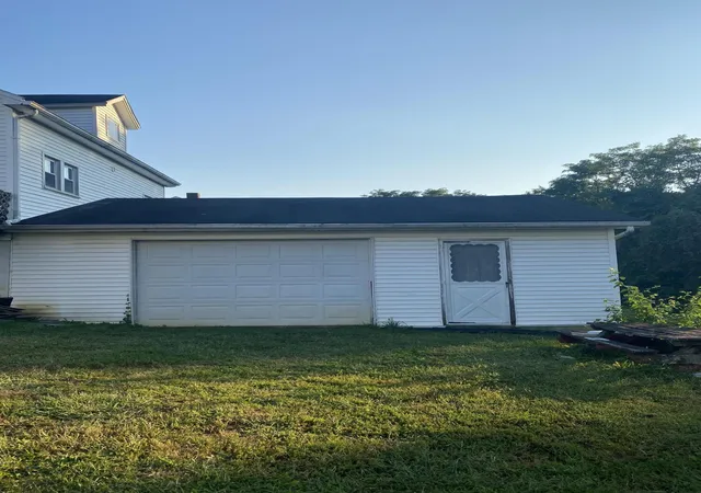 Photo 4 of Single family home for sale at 17 James St, Williamstown, KY 41097 | MLS# 646331 | Listing updated on 2026-09-04