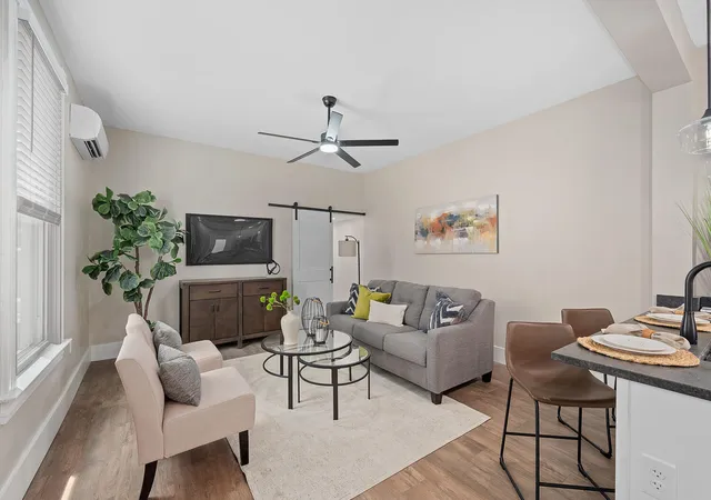 Listing Photo 3 - Condo for sale in building located at 1230 Fisk St, Covington, KY 41011