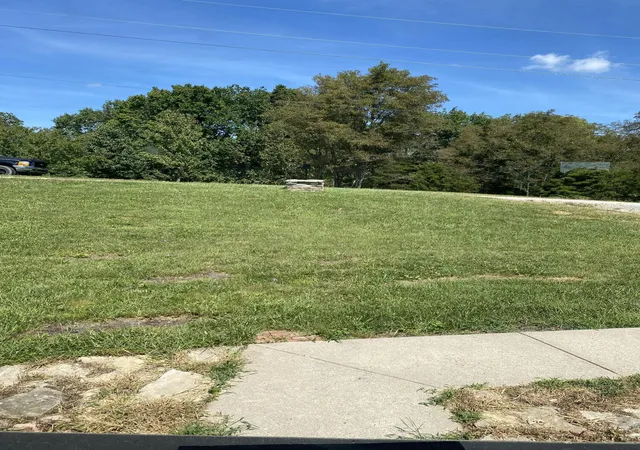 Photo 2 of Sale Pending at 190 Mason Ests Ln, Corinth, KY 41010 | MLS# 646385 | Listing updated on 2026-09-06