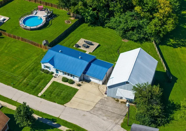 Photo 3 of Single family home for sale at 12 Cross St, Dry Ridge, KY 41035 | MLS# 646448 | Listing updated on 2026-09-08