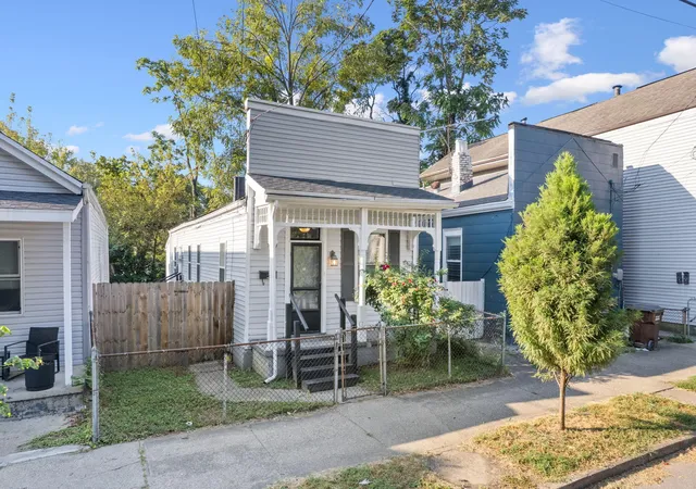 Photo 3 of Single family home for sale at 309 E 13th Street, Covington, KY 41011 | MLS# 646380 | Listing updated on 2026-09-05