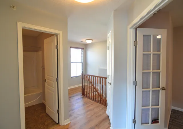 Photo 4 of Condo for sale at 2205 Rolling Hills Dr, Ft Mitchell, KY 41017 | MLS# 646518 | Listing updated on 2026-09-10