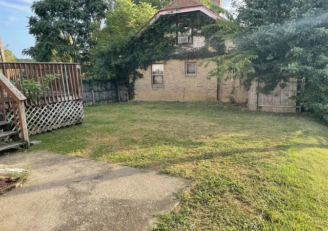 Photo 16 of Sale Pending at 1822 Jefferson Ave, Covington, KY 41014 | MLS# 646453 | Listing updated on 2026-09-10
