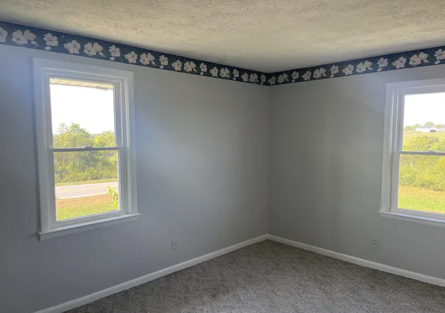Photo 10 of Single family home for sale at 625 Falmouth St, Williamstown, KY 41097 | MLS# 646379 | Listing updated on 2026-09-05