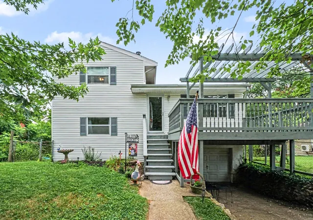 Photo 1 of Single family home for sale at 265 Sunset Dr, Highland Heights, KY 41076 | MLS# 646398 | Listing updated on 2026-09-05