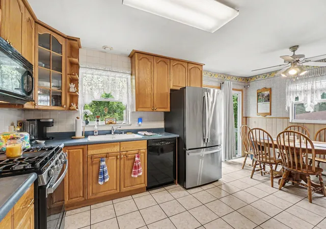 Photo 4 of Single family home for sale at 265 Sunset Dr, Highland Heights, KY 41076 | MLS# 646398 | Listing updated on 2026-09-05