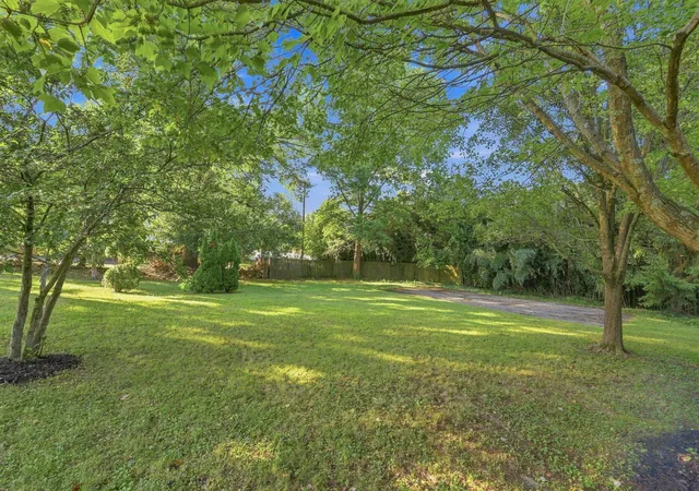 Photo 47 of Sale Pending at 1953 Lawrence Dr, Ft Mitchell, KY 41011 | MLS# 646405 | Listing updated on 2026-09-13