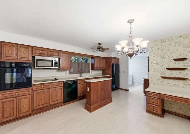 Photo 3 of Sale Pending at 1953 Lawrence Dr, Ft Mitchell, KY 41011 | MLS# 646405 | Listing updated on 2026-09-13