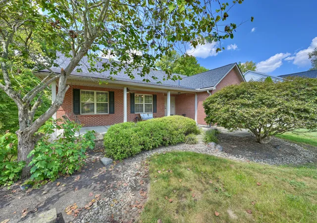 Photo 2 of Single family home for sale at 630 Mustang Dr, Walton, KY 41094 | MLS# 646446 | Listing updated on 2026-09-08