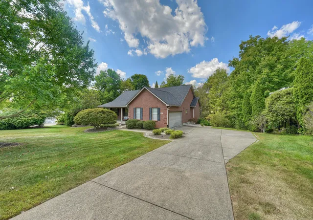 Photo 3 of Single family home for sale at 630 Mustang Dr, Walton, KY 41094 | MLS# 646446 | Listing updated on 2026-09-08