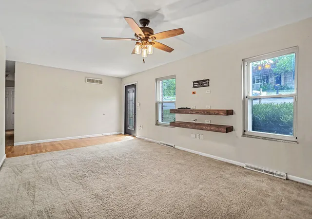 Photo 2 of Single family home for sale at 433 Shannon Dr, Edgewood, KY 41017 | MLS# 646429 | Listing updated on 2026-10-03