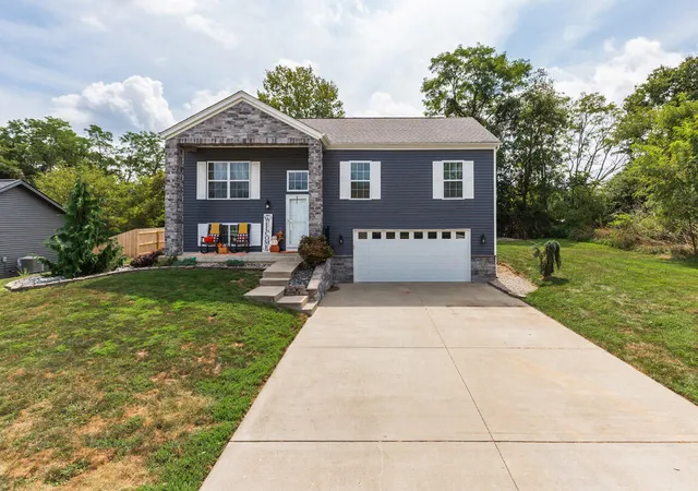 Photo 1 of Single family home for sale at 126 Sheffield Dr, Dry Ridge, KY 41035 | MLS# 646531 | Listing updated on 2026-09-10