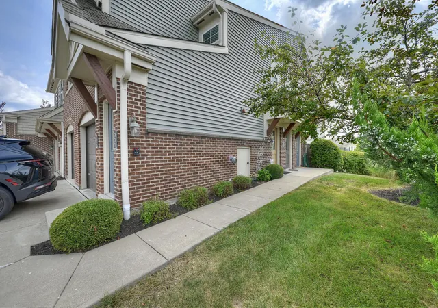 Photo 2 of Condo for sale at 7389 Flintshire Dr, Alexandria, KY 41001 | MLS# 646467 | Listing updated on 2026-09-09