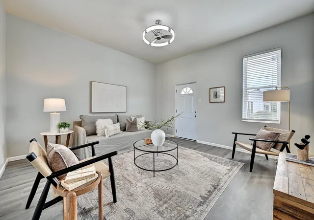 Photo 2 of Single family home for sale at 329 Berry Ave, Bellevue, KY 41073 | MLS# 646475 | Listing updated on 2026-10-04