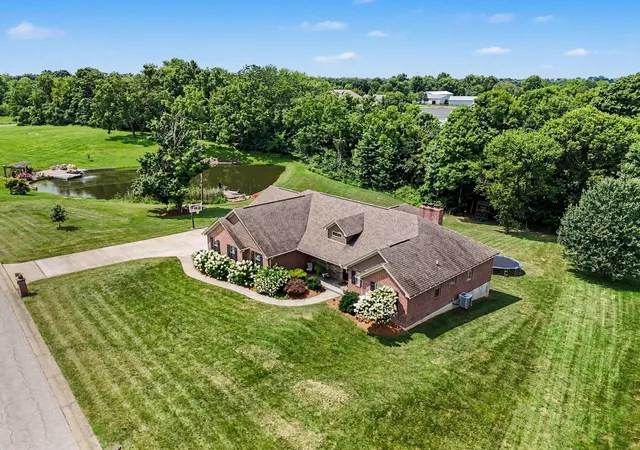 Photo 4 of Single family home for sale at 1175 Cheval Dr, Walton, KY 41094 | MLS# 646454 | Listing updated on 2026-09-08