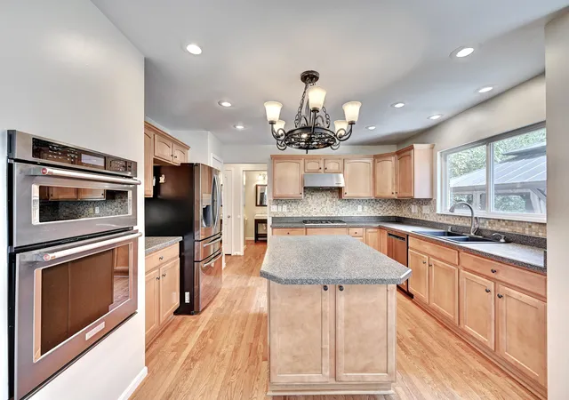 Photo 2 of Single family home for sale at 3943 Woodgate Ct, Erlanger, KY 41018 | MLS# 646523 | Listing updated on 2026-09-15