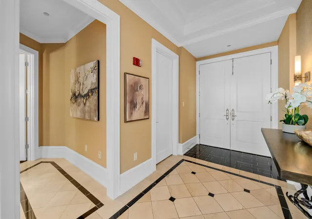 Photo 3 of Condo for sale at 100 W Rivercenter Blvd #3B, Covington, KY 41011 | MLS# 646580 | Listing updated on 2026-10-28