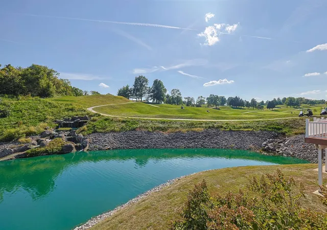 Photo 2 of Sale Pending at 2525 Nicklaus Ln, Crestview Hills, KY 41017 | MLS# 646714 | Listing updated on 2026-09-21