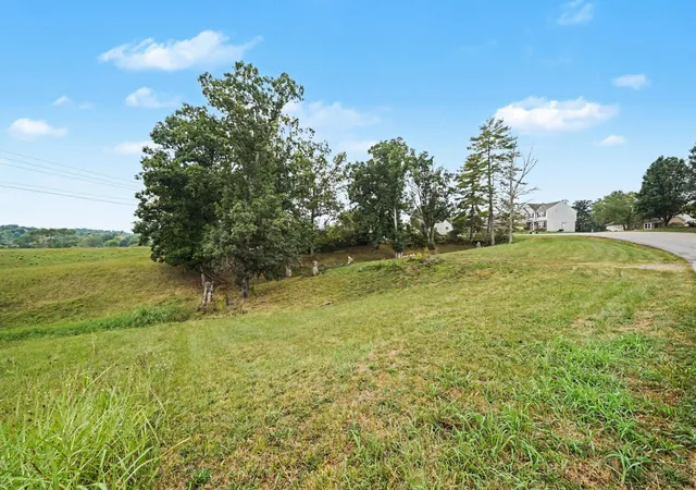 Photo 2 of Land for sale at 10307 Pleasant Ridge Rd, Alexandria, KY 41001 | MLS# 646557 | Listing updated on 2026-09-11