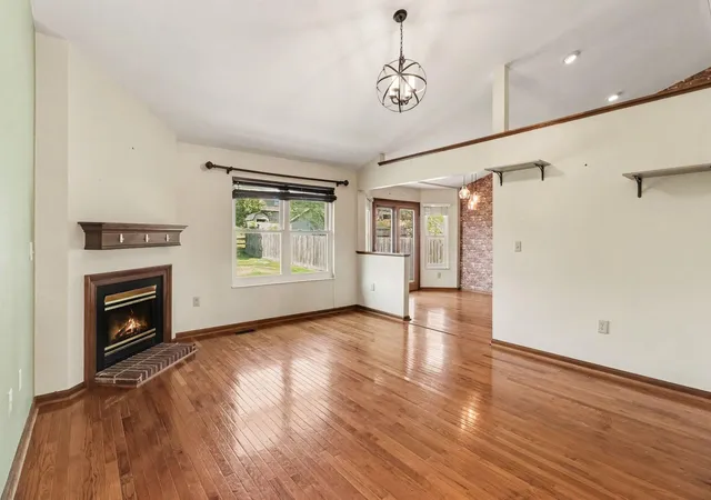 Photo 3 of Single family home for sale at 1436 Bayfield Ct, Florence, KY 41042 | MLS# 646564 | Listing updated on 2026-09-16