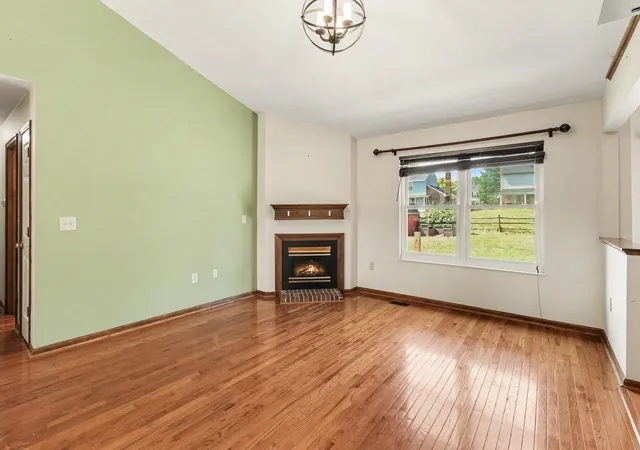 Photo 4 of Single family home for sale at 1436 Bayfield Ct, Florence, KY 41042 | MLS# 646564 | Listing updated on 2026-09-16