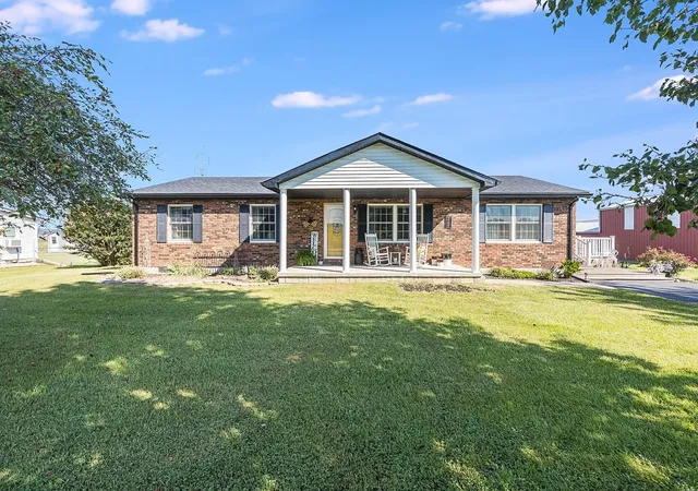 Single family home for sale at 301 Greens Btm Rd, Carrollton, KY 41008 | MLS# 646598