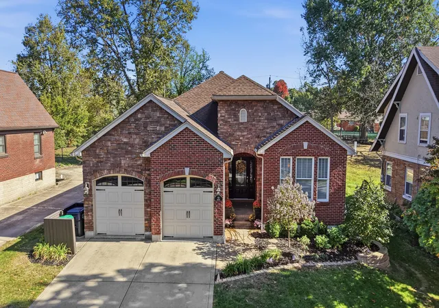 Photo 4 of Sale Pending at 60 Arcadia Ave, Lakeside Park, KY 41017 | MLS# 647807 | Listing updated on 2026-10-25