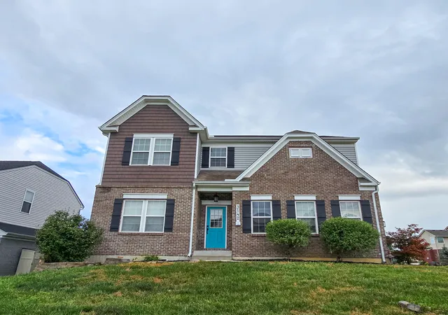Photo 1 of Single family home for sale at 3142 Tennyson Pl, Latonia, KY 41015 | MLS# 646632 | Listing updated on 2026-10-05