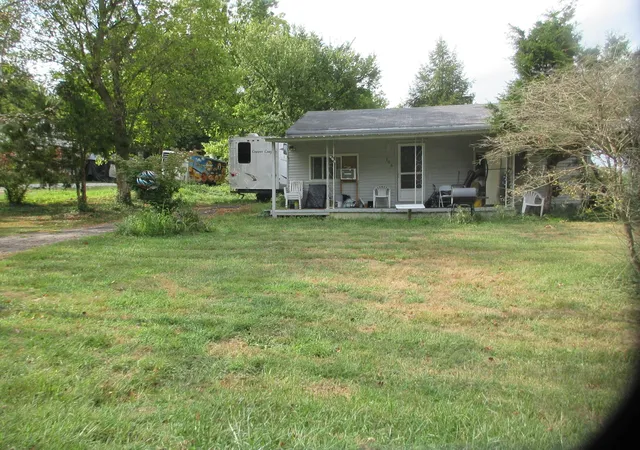 Photo 17 of Sale Pending at 196 Shaw Ave, Erlanger, KY 41018 | MLS# 646639 | Listing updated on 2026-10-07