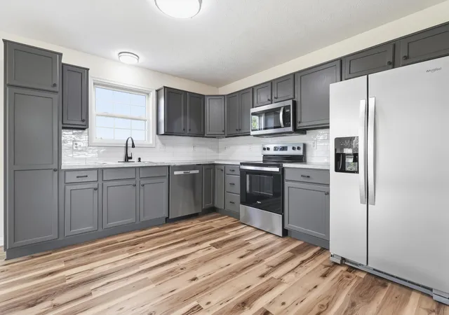 Photo 2 of Sale Pending at 10335 Sharpsburg Dr, Independence, KY 41051 | MLS# 646625 | Listing updated on 2026-09-13