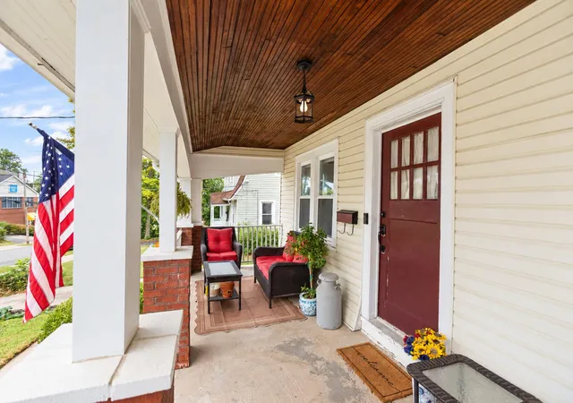 Photo 2 of Sale Pending at 10 Clover Ave, Erlanger, KY 41018 | MLS# 646628 | Listing updated on 2026-09-16