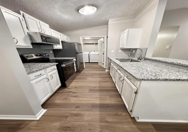 Photo 3 of Sale Pending at 25 Rio Grande Cir #12, Florence, KY 41042 | MLS# 646635 | Listing updated on 2026-09-23