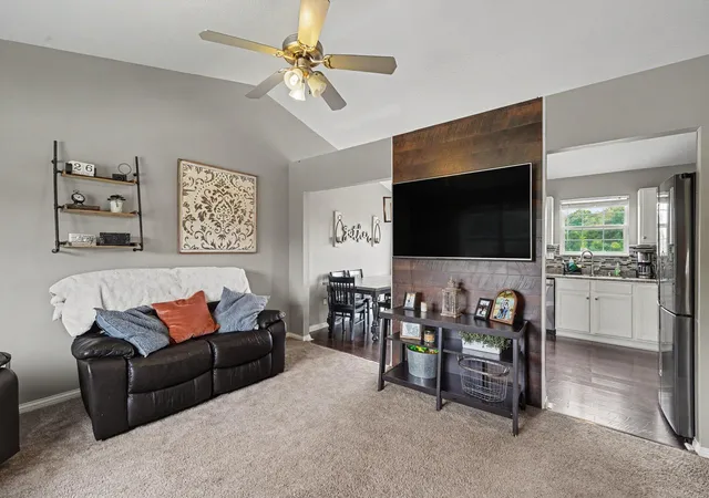 Photo 4 of Sale Pending at 647 Cutter Ln, Independence, KY 41051 | MLS# 646649 | Listing updated on 2026-09-28