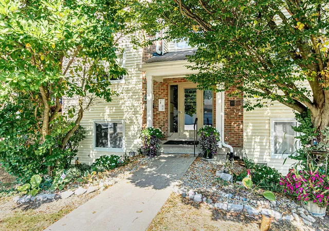 Photo 1 of Condo for sale at 31 Rio Grande Cir #1, Florence, KY 41042 | MLS# 646658 | Listing updated on 2026-10-08