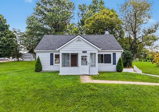Photo 1 of Single family home for sale at 7124 Hopeful Church Rd, Florence, KY 41042 | MLS# 646679 | Listing updated on 2026-09-27