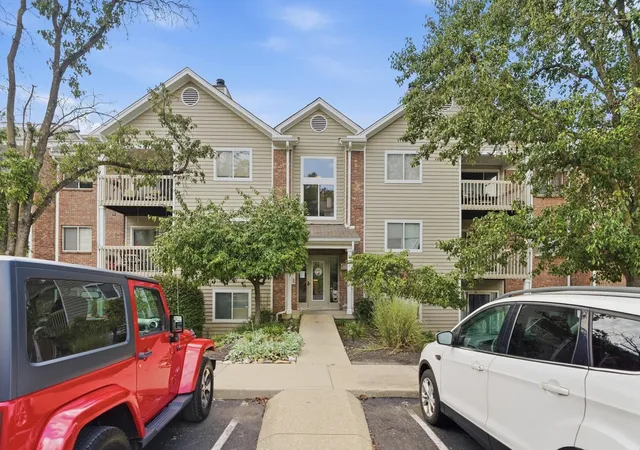 Photo 1 of Sale Pending at 220 Willowbrook Ct #10, Wilder, KY 41071 | MLS# 646769 | Listing updated on 2026-09-24