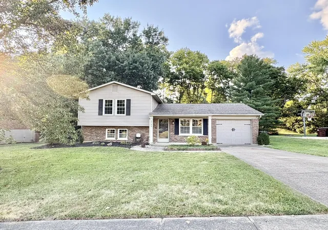 Photo 1 of Sale Pending at 3144 Royal Windsor Dr, Edgewood, KY 41017 | MLS# 646802 | Listing updated on 2026-09-23