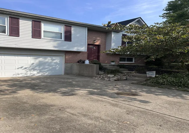 Photo 2 of Sale Pending at 16 Paul Ln, Alexandria, KY 41001 | MLS# 646737 | Listing updated on 2026-09-29