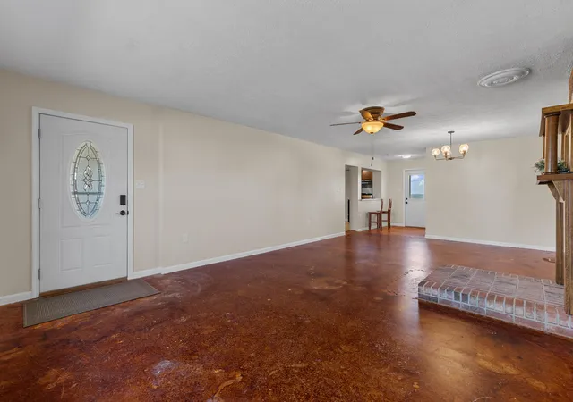 Photo 3 of Single family home for sale at 819 Concord Caddo Rd, Falmouth, KY 41040 | MLS# 646742 | Listing updated on 2026-09-29
