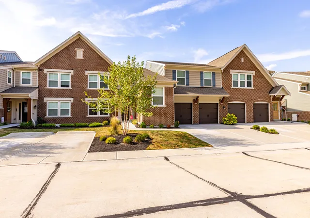 Photo 1 of Sale Pending at 7769 Devonshire Dr #34-203, Alexandria, KY 41001 | MLS# 646779 | Listing updated on 2026-09-27