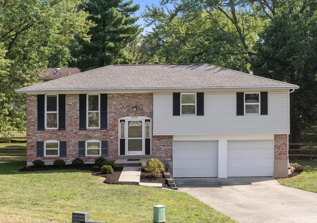 Photo 1 of Single family home for sale at 2610 Brookview Dr, Villa Hills, KY 41017 | MLS# 646881 | Listing updated on 2026-10-01